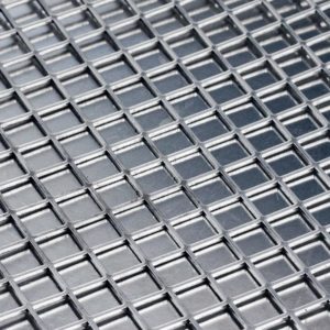 PATIKIL Grille Aluminium Perforée 10x10cm - 2 Pièces Tôle Trou Diamant 3x4mm Pour Ventilation, Filtration, DIY